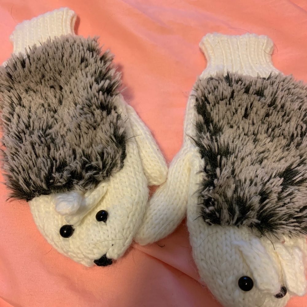 hedgehog mittens